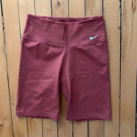 Nike One Biker Shorts - Picture 2 of 2
